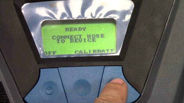 AC refrigerant identifier